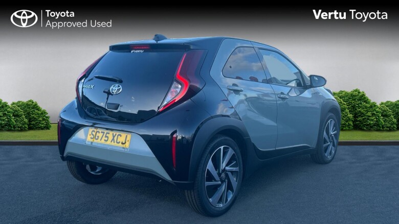 Toyota Aygo X 1.0 VVT-i Edge 5dr Petrol Hatchback